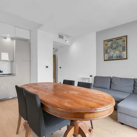 Dreaming With Parking L15 Apartment Milan